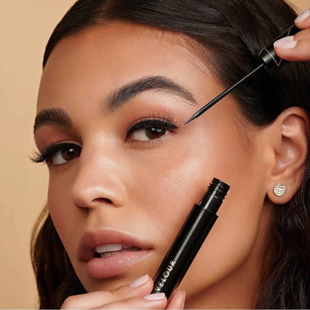 Velour Lash & Go 3-in-1 Eyeliner + Magnetic Lash Adhesive • Black • Full Size